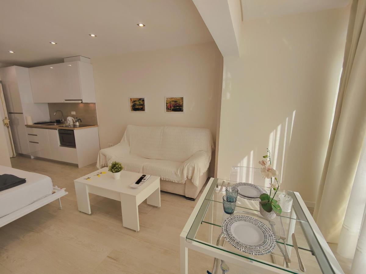 Coconut Begona Studio City Center By Namaste Elite Torremolinos Ngoại thất bức ảnh